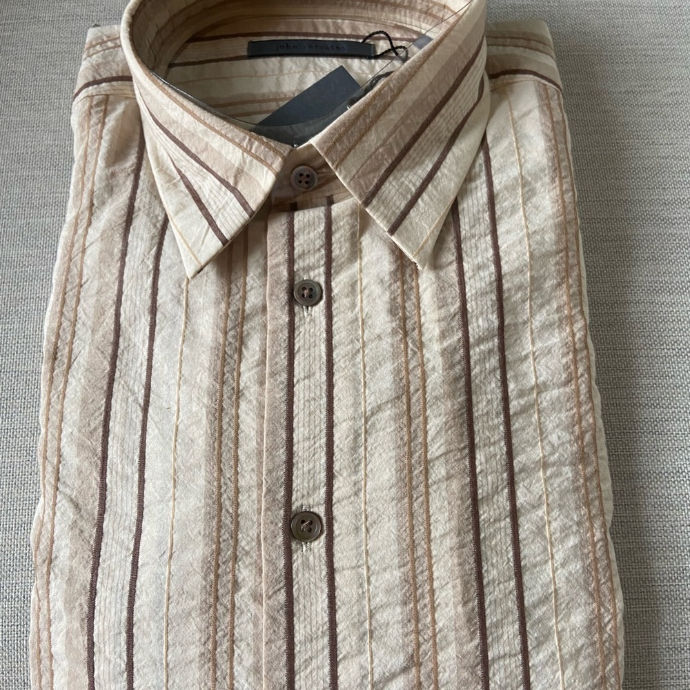 John Varvatos men’s casual dress shirt; NWT, Medium, 100% cotton, color hay